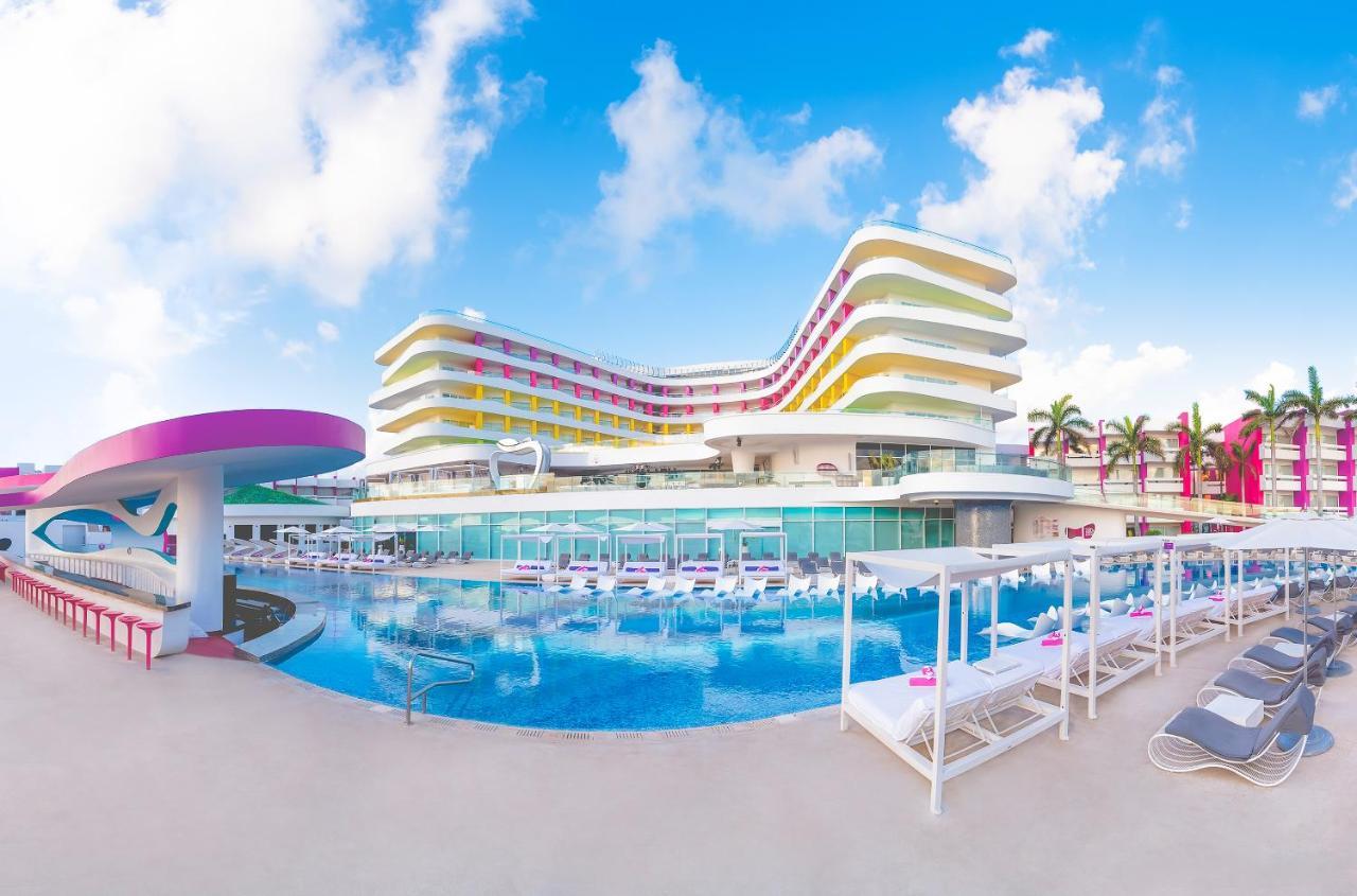 Temptation At The Tower Cancun Resort (Adults Only) Exterior photo