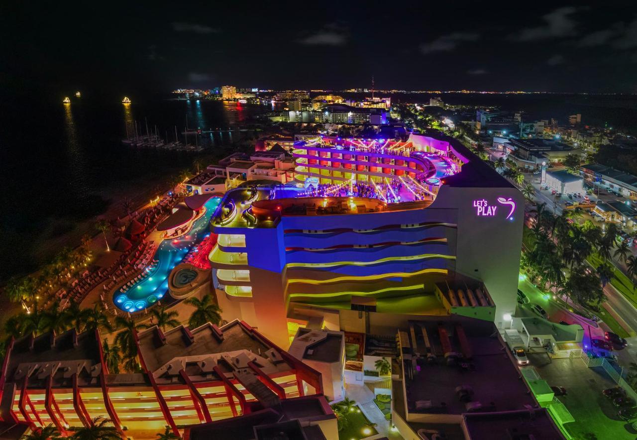 Temptation At The Tower Cancun Resort (Adults Only) Exterior photo