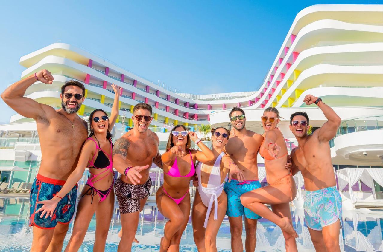 Temptation At The Tower Cancun Resort (Adults Only) Exterior photo