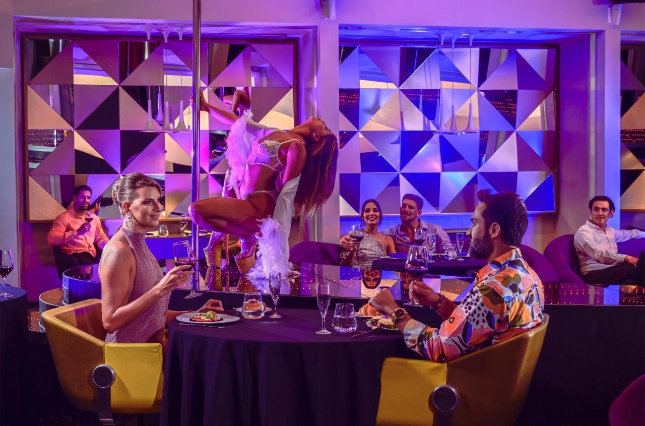 Temptation At The Tower Cancun Resort (Adults Only) Exterior photo