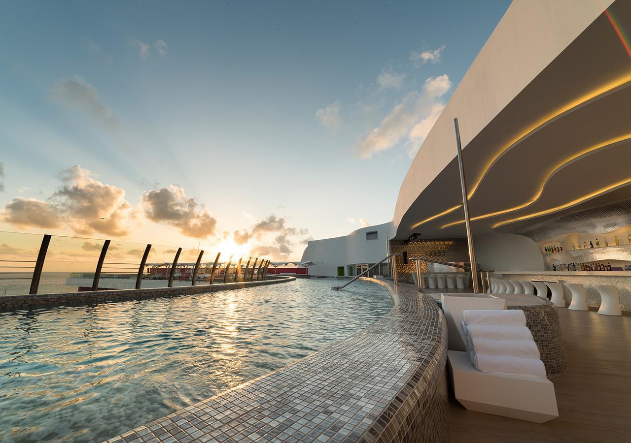 Temptation At The Tower Cancun Resort (Adults Only) Exterior photo