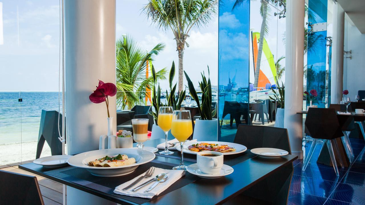 Temptation At The Tower Cancun Resort (Adults Only) Exterior photo