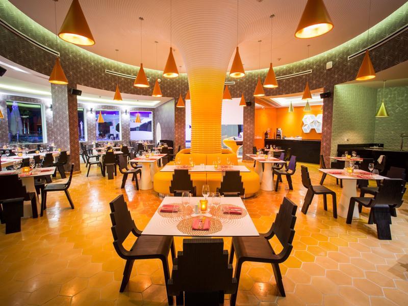 Temptation At The Tower Cancun Resort (Adults Only) Exterior photo