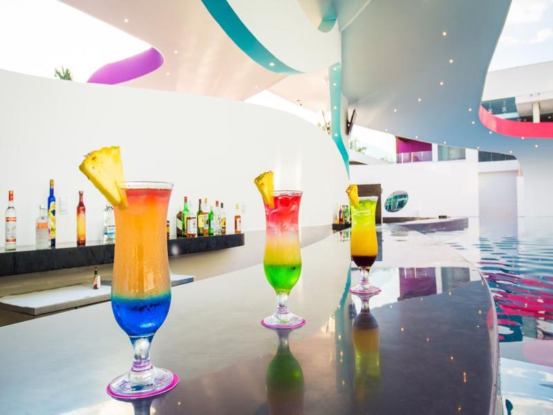Temptation At The Tower Cancun Resort (Adults Only) Exterior photo