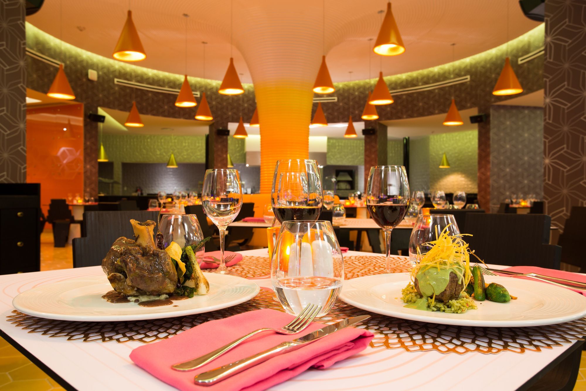 Temptation At The Tower Cancun Resort (Adults Only) Exterior photo
