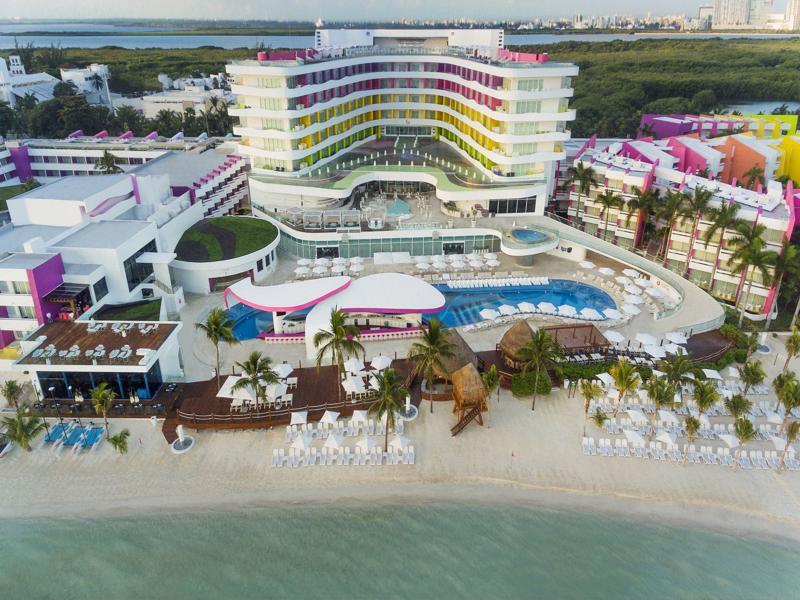 Temptation At The Tower Cancun Resort (Adults Only) Exterior photo
