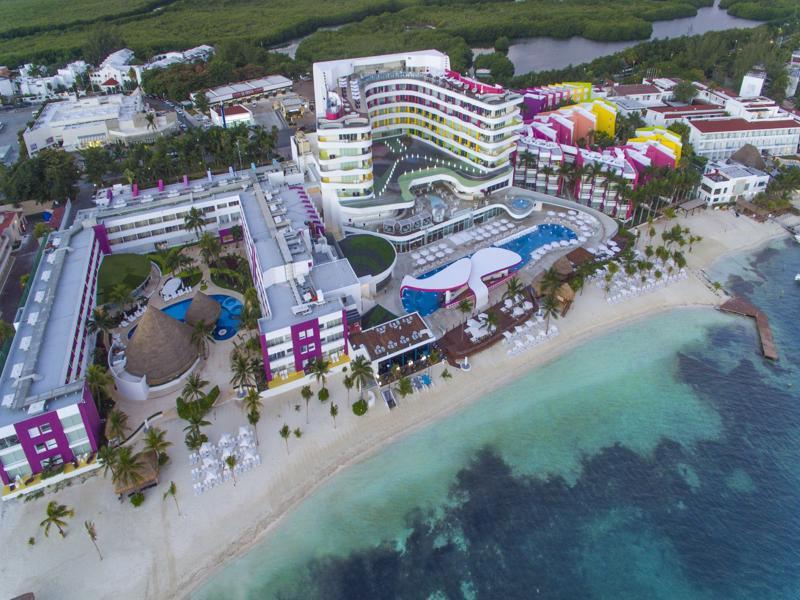 Temptation At The Tower Cancun Resort (Adults Only) Exterior photo